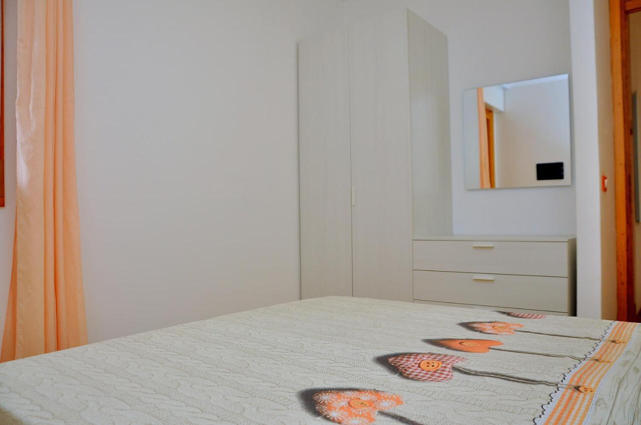 Condominio Corinzia بيبيوني المظهر الخارجي الصورة