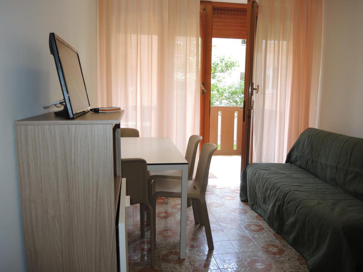 Condominio Corinzia بيبيوني المظهر الخارجي الصورة