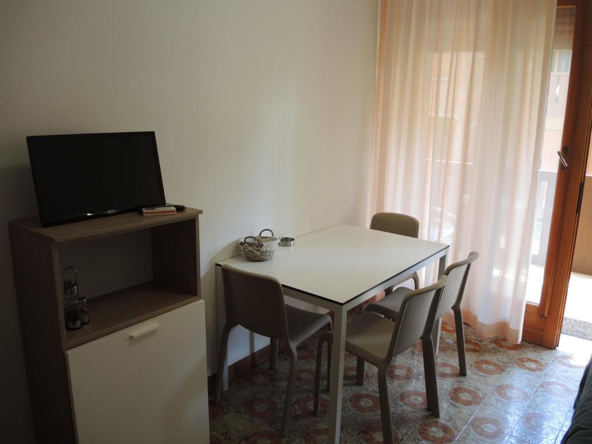 Condominio Corinzia بيبيوني المظهر الخارجي الصورة